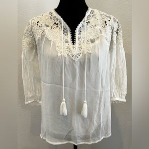 NWOT Chico’s Embellished Beaded Peasant Blouse in Ecru Size 00P (US Size 2P)